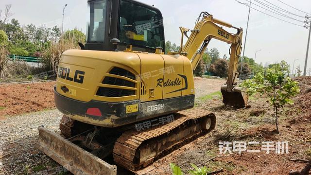 右后45（整機(jī)外觀）