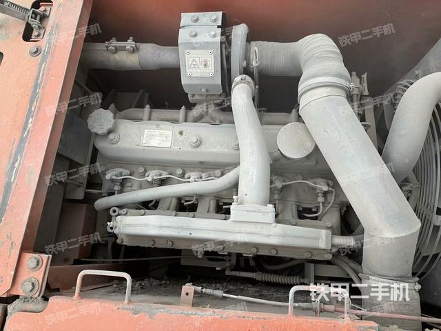 發(fā)動機整體俯視(整機外觀) 發(fā)動機整體俯視(整機外觀)