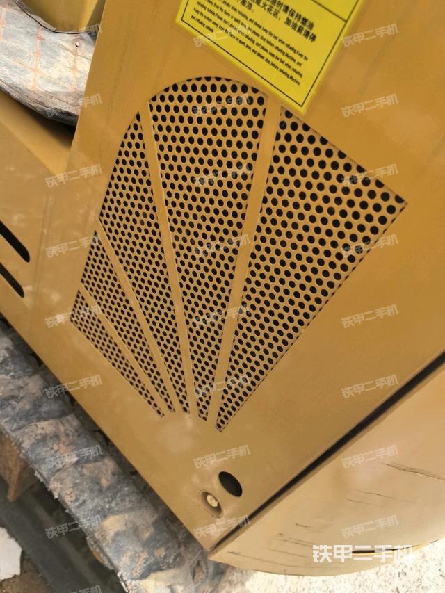 散熱器室(大件艙室) 散熱器室(大件艙室)