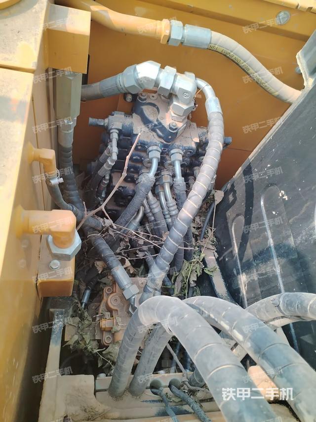 分配閥（上車部件）