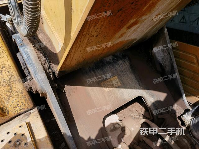 大臂根部?斜視（工作和回轉(zhuǎn)裝置）