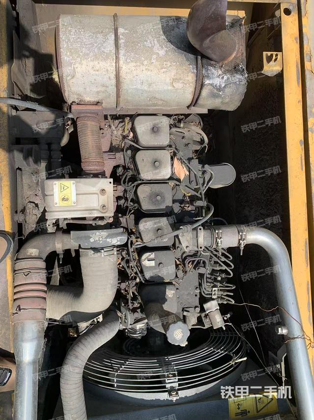 發(fā)動機整體俯視（整機外觀）