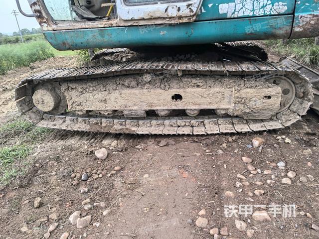 右側(cè)履帶整體?(行走機(jī)構(gòu)) 右側(cè)履帶整體?(行走機(jī)構(gòu))