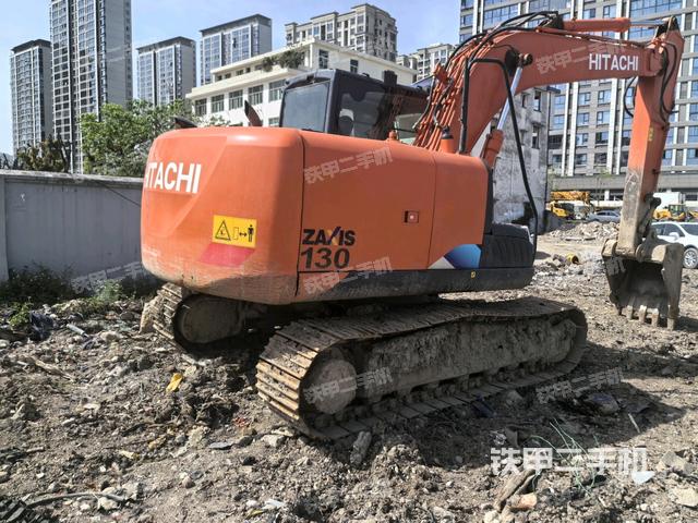 右后45(整機外觀) 右后45(整機外觀)