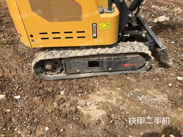 左驅(qū)動(dòng)輪(行走機(jī)構(gòu)) 左驅(qū)動(dòng)輪(行走機(jī)構(gòu))