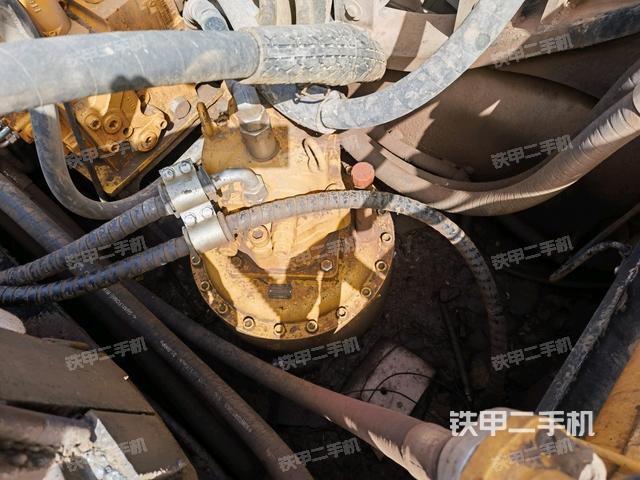 回轉(zhuǎn)馬達(dá)（上車部件）