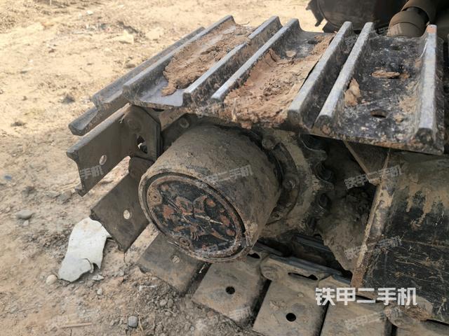 左側(cè)履帶整體?（行走機(jī)構(gòu)）