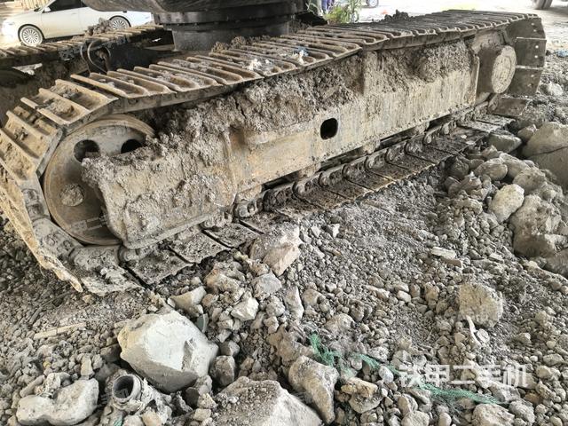 左側履帶整體?(行走機構) 左側履帶整體?(行走機構)