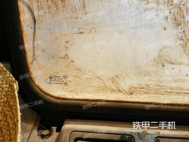 后窗玻璃角標(biāo)（駕駛室部分）