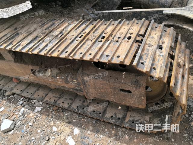 左側履帶整體?(行走機構) 左側履帶整體?(行走機構)