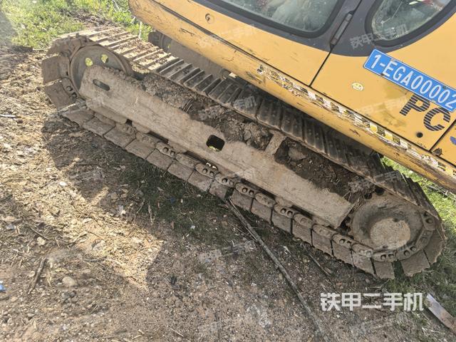單側(cè)履帶整體(整機外觀) 單側(cè)履帶整體(整機外觀)