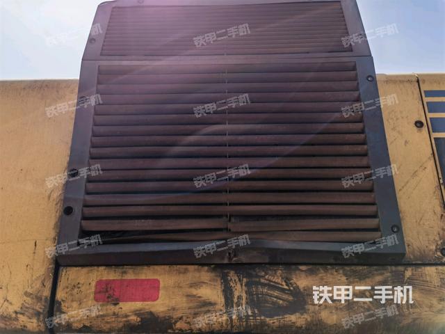 散熱器正面（大件艙室）