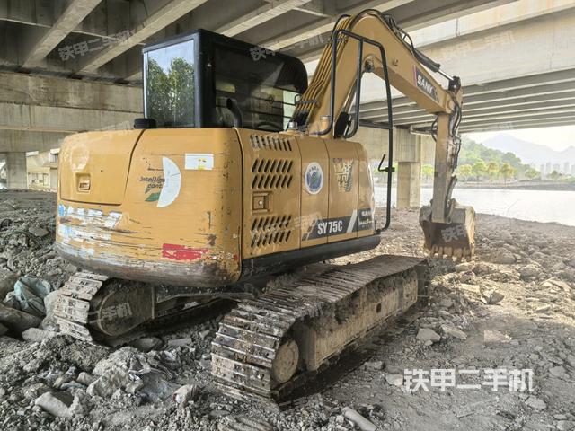 右后45(整機外觀) 右后45(整機外觀)