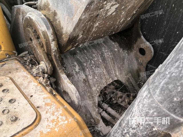 大臂根部?斜視（工作和回轉(zhuǎn)裝置）