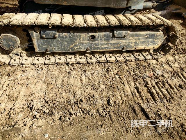 左側(cè)履帶整體?(行走機(jī)構(gòu)) 左側(cè)履帶整體?(行走機(jī)構(gòu))