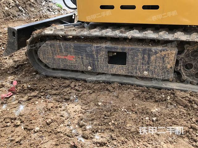 左側(cè)履帶整體?(行走機(jī)構(gòu)) 左側(cè)履帶整體?(行走機(jī)構(gòu))