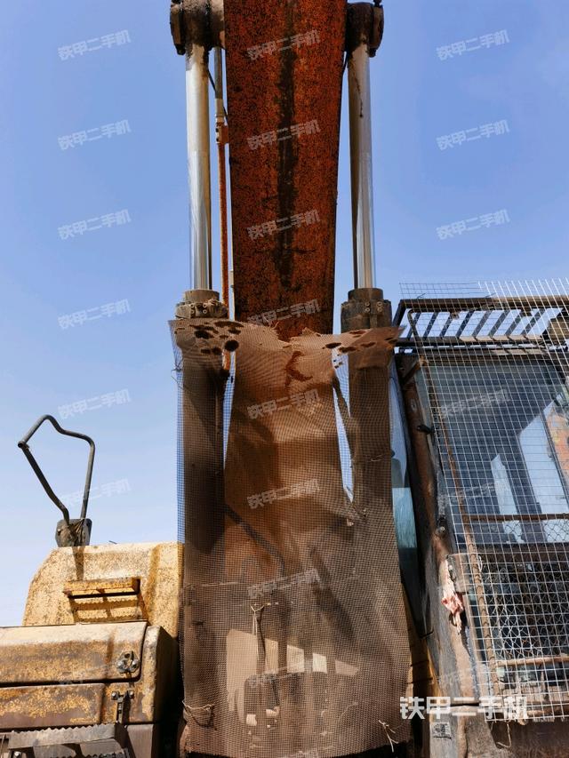 大臂油缸整體?豎拍（工作和回轉(zhuǎn)裝置）