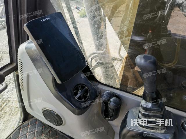 顯示屏?(駕駛室部分) 顯示屏?(駕駛室部分)