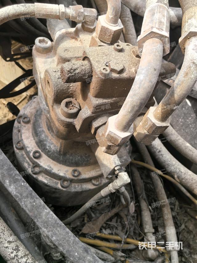 回轉(zhuǎn)馬達（上車部件）