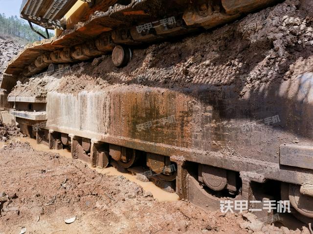 右側(cè)履帶整體（行走機(jī)構(gòu)）