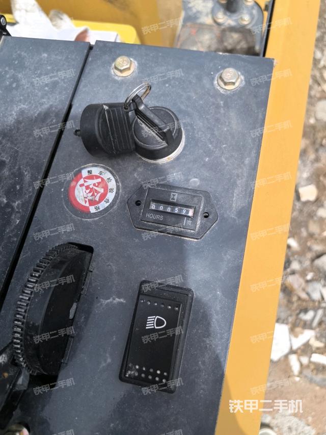 小時(shí)表(駕駛室部分) 小時(shí)表(駕駛室部分)