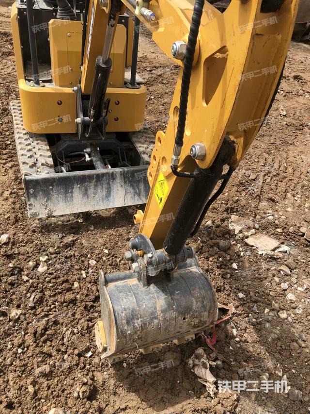 小臂整體右前(工作和回轉(zhuǎn)裝置) 小臂整體右前(工作和回轉(zhuǎn)裝置)