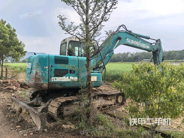 右前45(整機(jī)外觀) 右前45(整機(jī)外觀)