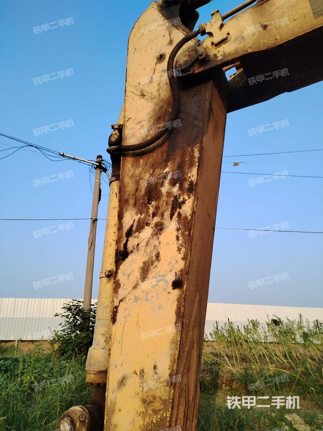 小臂整体左后（工作和回转装置）