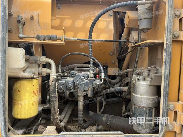 液壓泵室(大件艙室) 液壓泵室(大件艙室)
