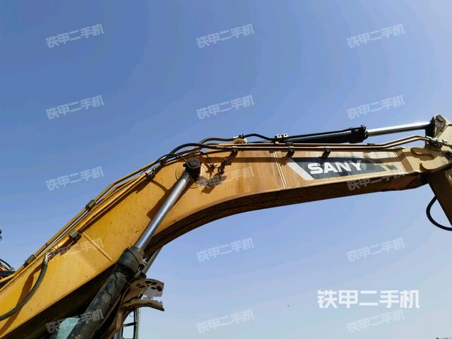 大臂整體?右側(cè)（工作和回轉(zhuǎn)裝置）