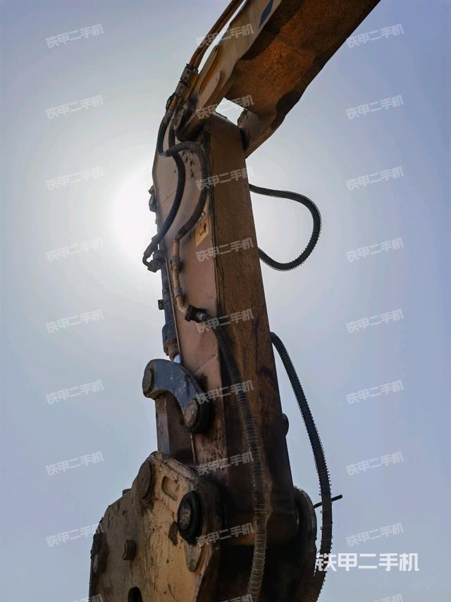 小臂整體左后（工作和回轉(zhuǎn)裝置）