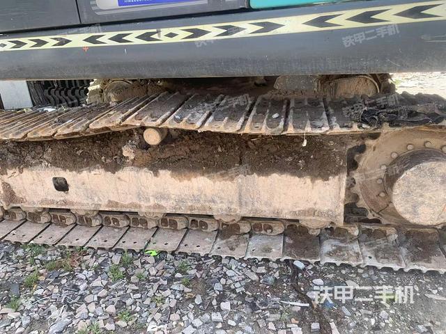 單側履帶整體(整機外觀) 單側履帶整體(整機外觀)