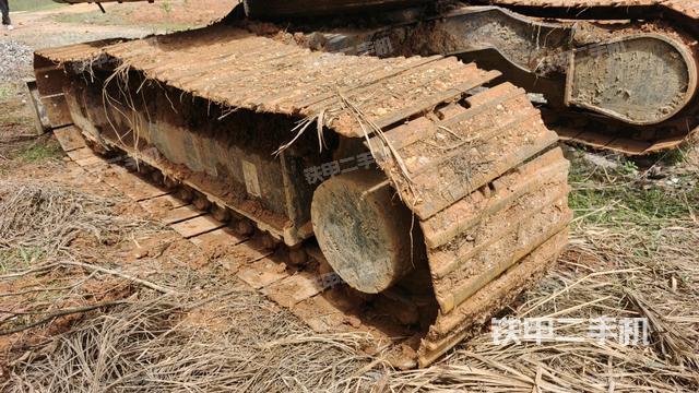 右側(cè)履帶整體?（行走機(jī)構(gòu)）