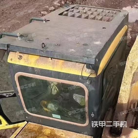 駕駛室頂部俯視（上車部件）