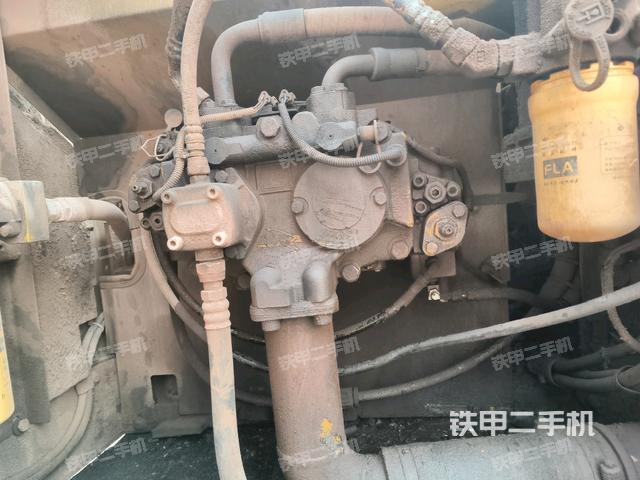 液壓泵斜45?左(大件艙室) 液壓泵斜45?左(大件艙室)