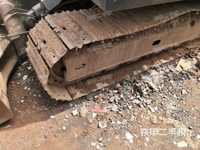 右側(cè)履帶整體?（行走機構(gòu)）