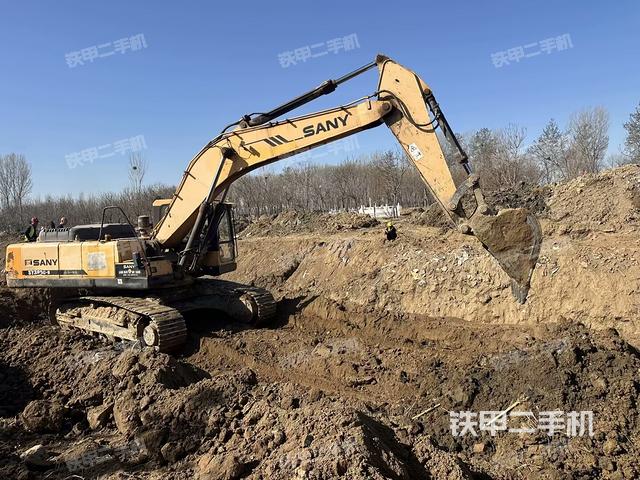 整機右后45°(整機外觀) 整機右后45°(整機外觀)