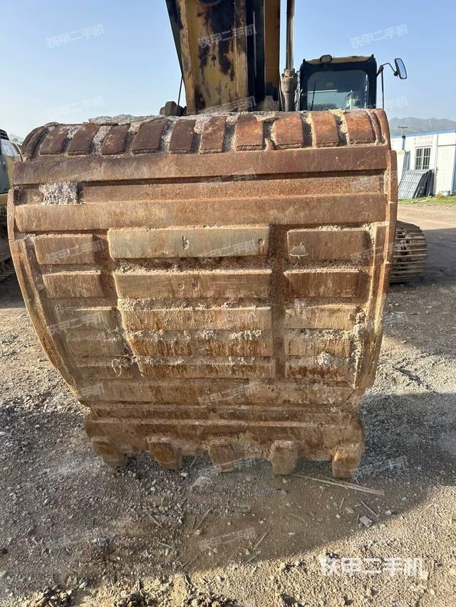 右導(dǎo)向輪（行走機(jī)構(gòu)）