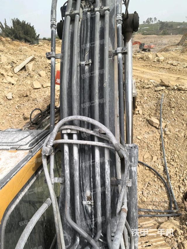 小臂整體右前（工作和回轉(zhuǎn)裝置）