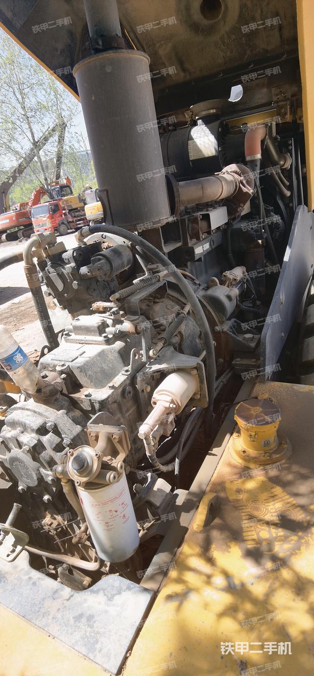 發(fā)動(dòng)機(jī)(設(shè)備外觀及核心部件) 發(fā)動(dòng)機(jī)(設(shè)備外觀及核心部件)