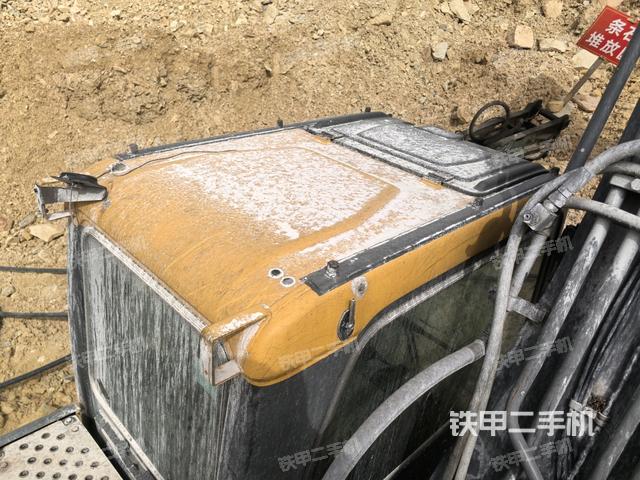 氣門室蓋螺絲特寫（上車部件）