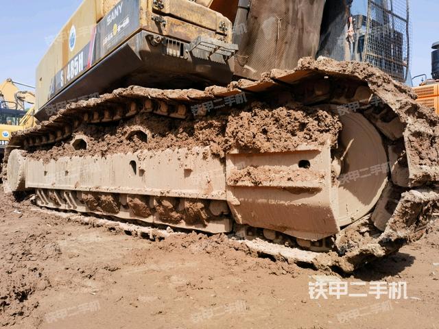 左側(cè)履帶整體?（行走機(jī)構(gòu)）