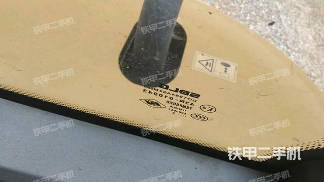 后窗玻璃角標(biāo)（駕駛室部分）