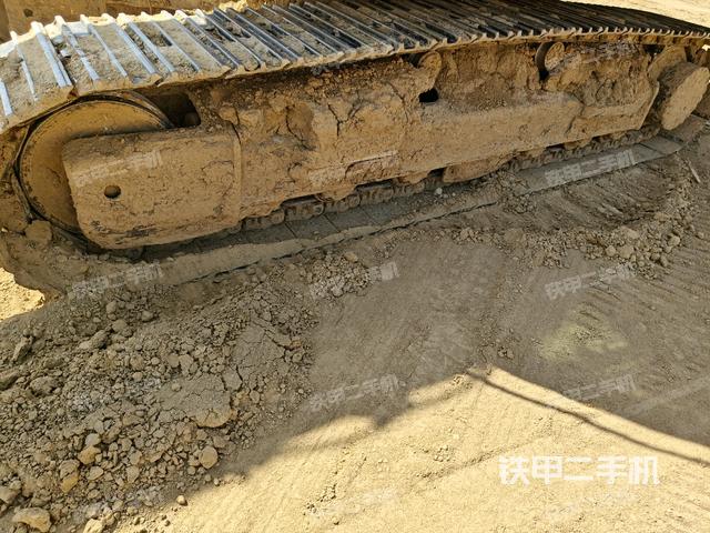 右側(cè)行走馬達(dá)蓋板（行走機(jī)構(gòu)）