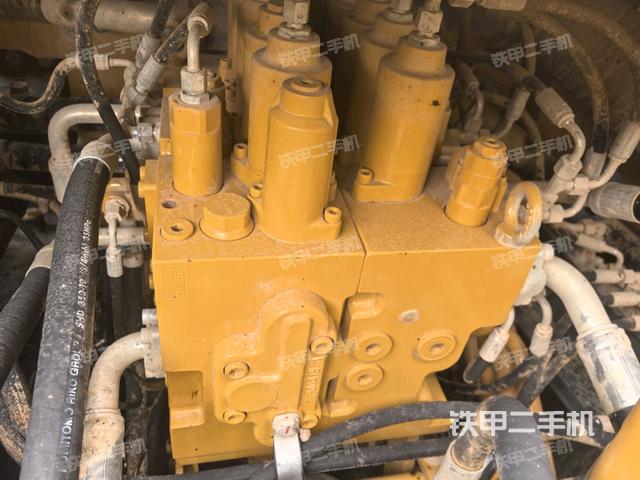 分配閥（上車部件）