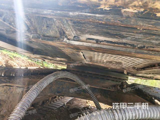 頂棚整體(駕駛室部分) 頂棚整體(駕駛室部分)