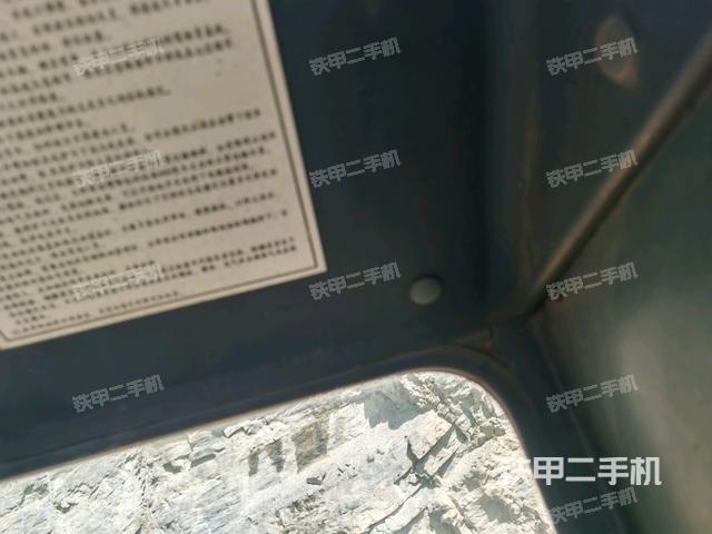 后窗玻璃角標(biāo) (駕駛室部分) 后窗玻璃角標(biāo) (駕駛室部分)