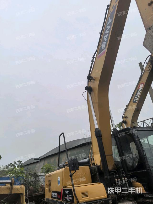 大臂整體?右側(cè)（工作和回轉(zhuǎn)裝置）