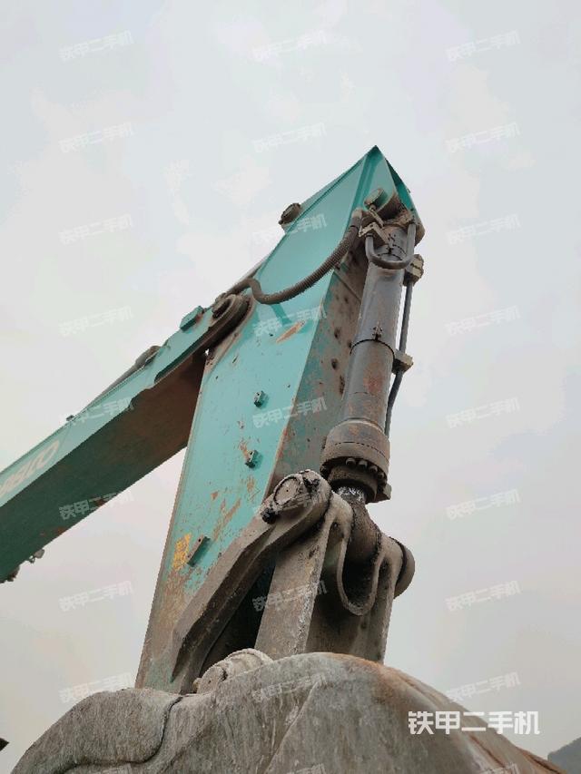 小臂整體右前(工作和回轉(zhuǎn)裝置) 小臂整體右前(工作和回轉(zhuǎn)裝置)