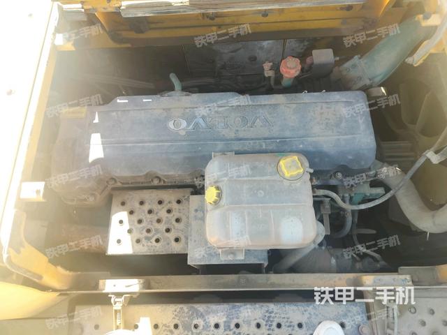 發(fā)動機(jī)室(上車部件) 發(fā)動機(jī)室(上車部件)